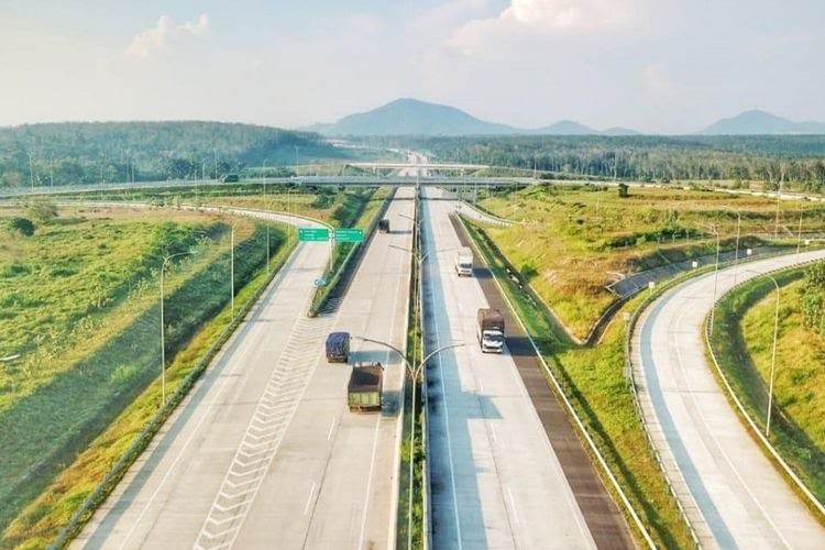 KemenPUPR Kebut Pengerjaan Tol Trans Sumatera untuk Tekan Biaya Logistik