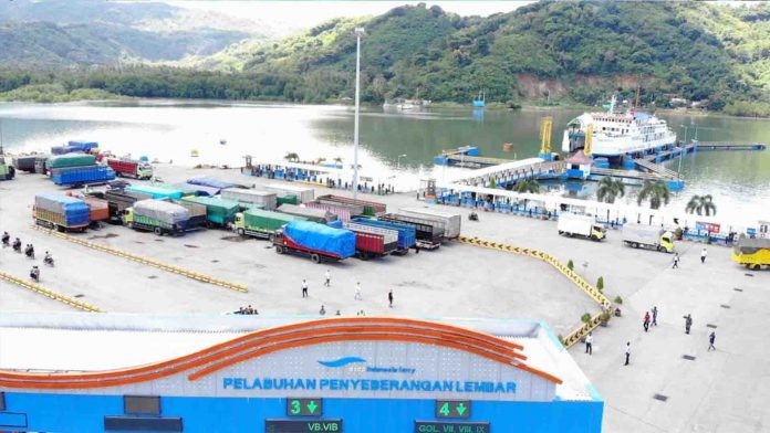 Genjot Kinerja Logistik, Kemenhub Terapkan National Logistic Ecosystem di Pelabuhan Lembar NTB