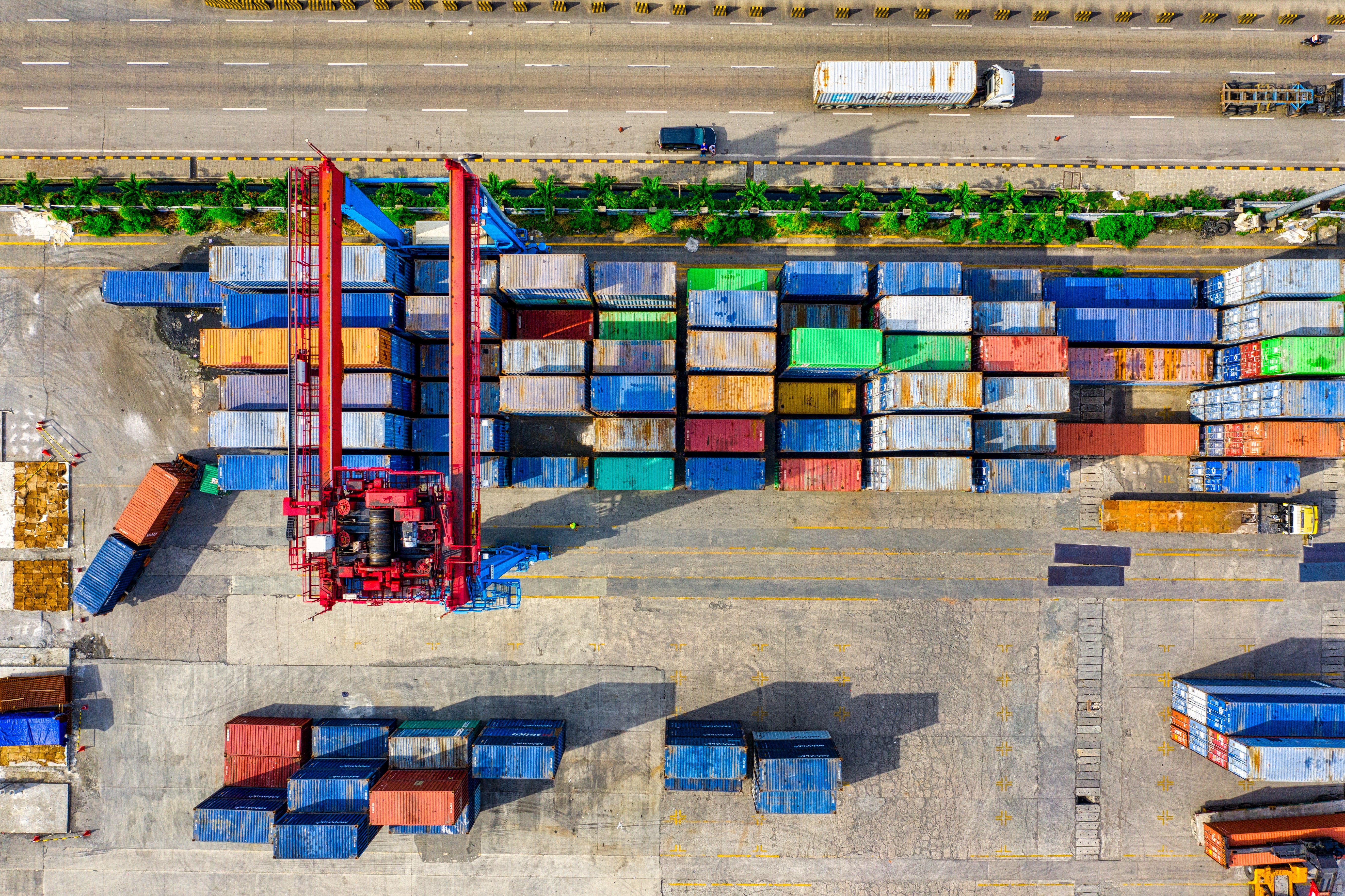 Mengenal 5 Kapal Container Terbesar di Dunia