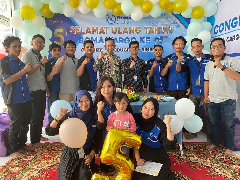 MEMPERINGATI HARI JADI BOMA CARGO YANG KE-5